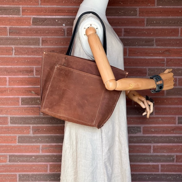 Handmade Distressed Leather Tote Bag - Picture 3 of 10